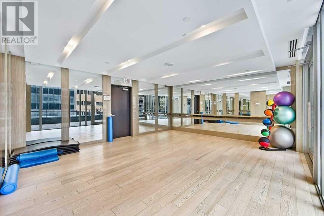 The Madison Condos Toronto Exterior photo